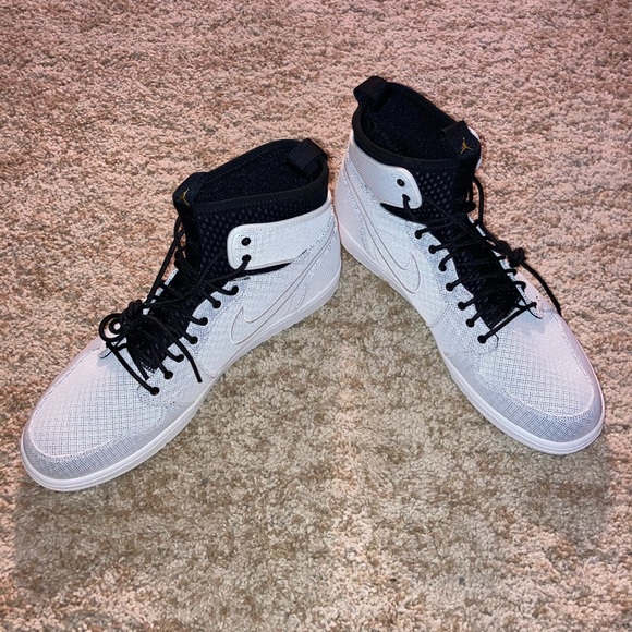 nike air jordan 1 ultra high